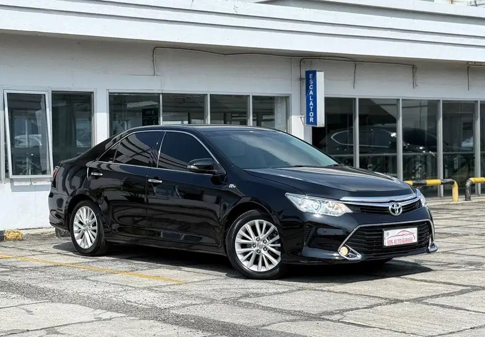 Camry 2.5 V AT 2018