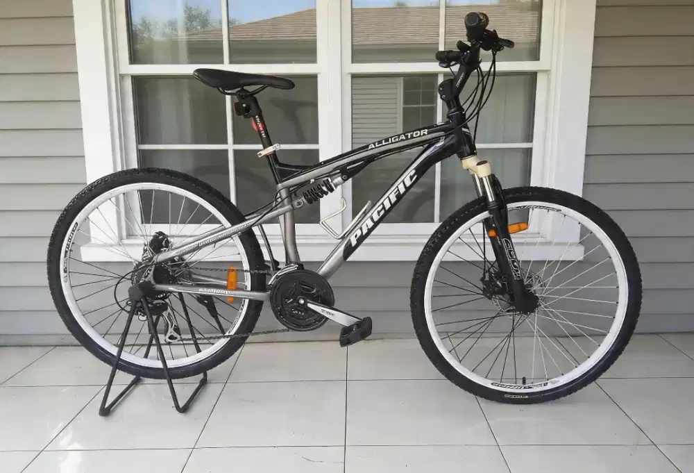 Sepeda gunung MTB Pacific aligator alloy uk26