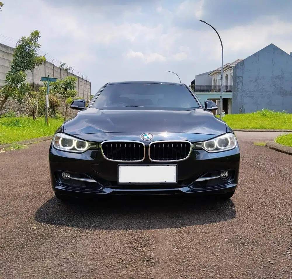 [Harga Terbaik!!]BMW 320i F SPORT NIK 2015!! Hitam