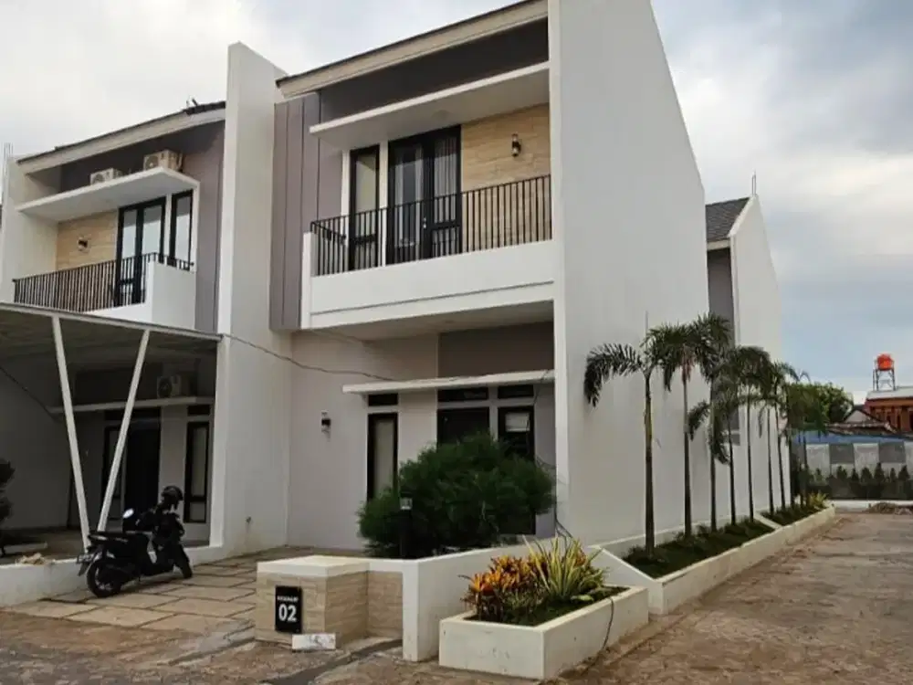 RUMAH BARU MODERN 2 LANTAI POROS MINASA UPA HERTASNING MAKASSAR.
