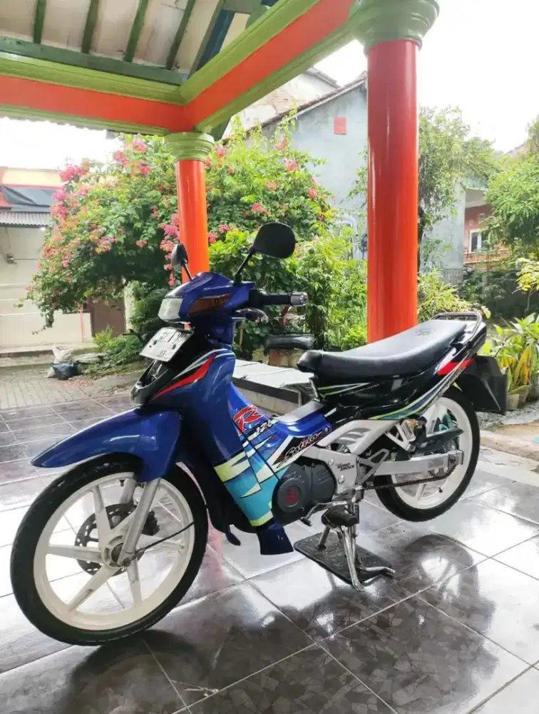 Satria Fu lumba 2003