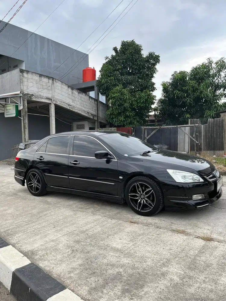 Honda Accord 2005 Bensin