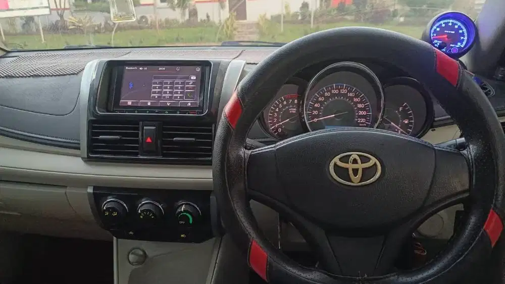 Sedan Nyaman, Irit, Elegan.  Vios Kesayangan Dijual!”