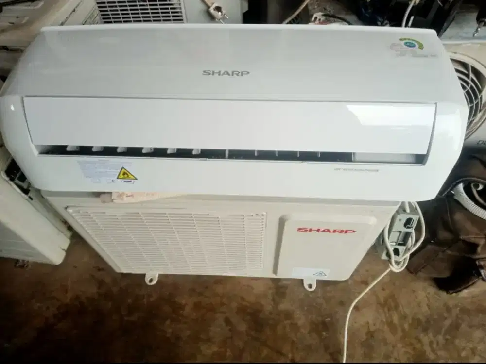 Ac Sharp type ucy 1/2pk bergaransi dijamin dingin