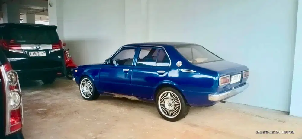 Toyota Corolla 1975 Bensin