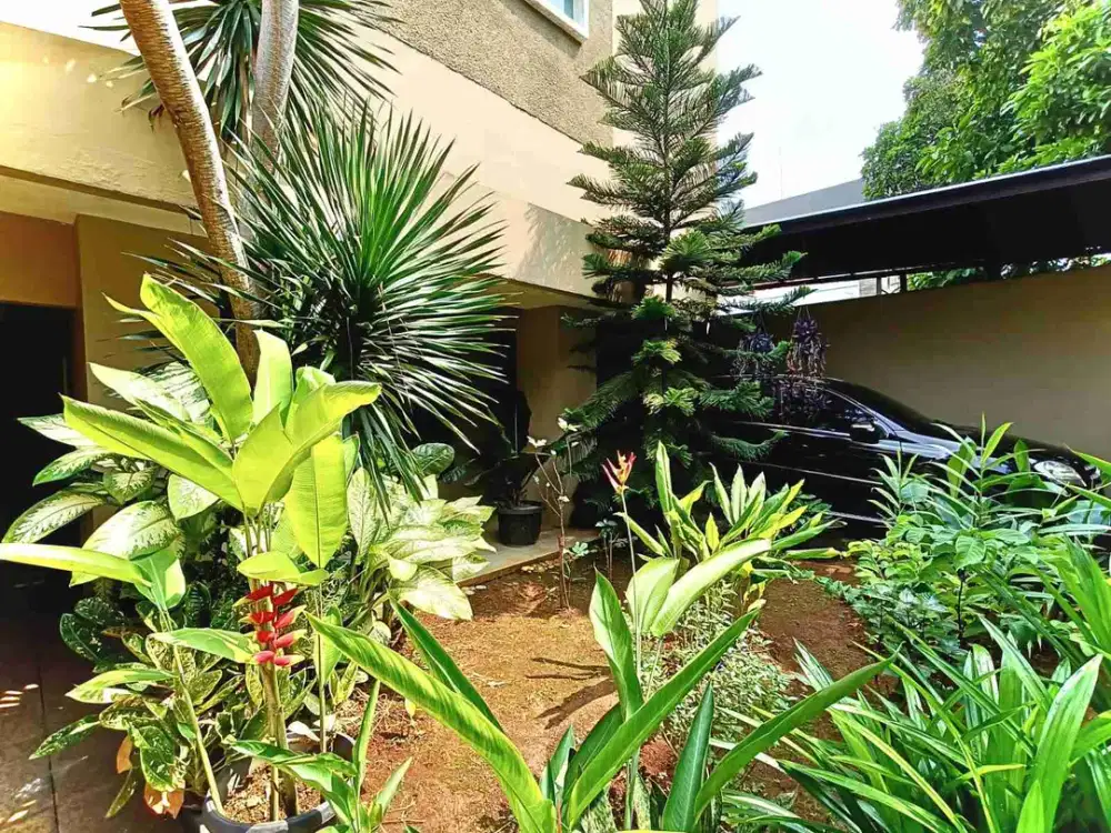 Dijual rumah nyaman asri sangat strategis di Sektor 3 Bintaro