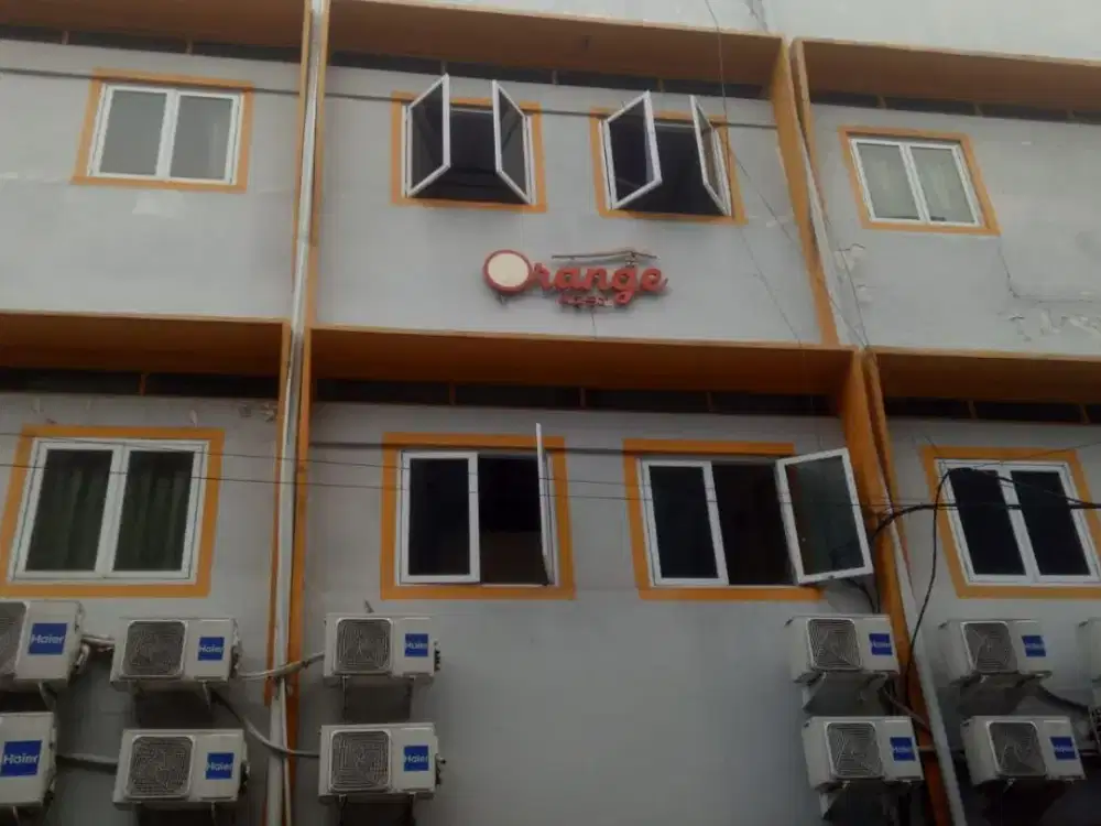 ORANGE KOST - KOST CAMPUR BANDENGAN JAKARTA UTARA