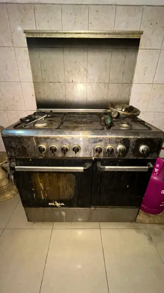 Kompor 5 tungku + oven modena