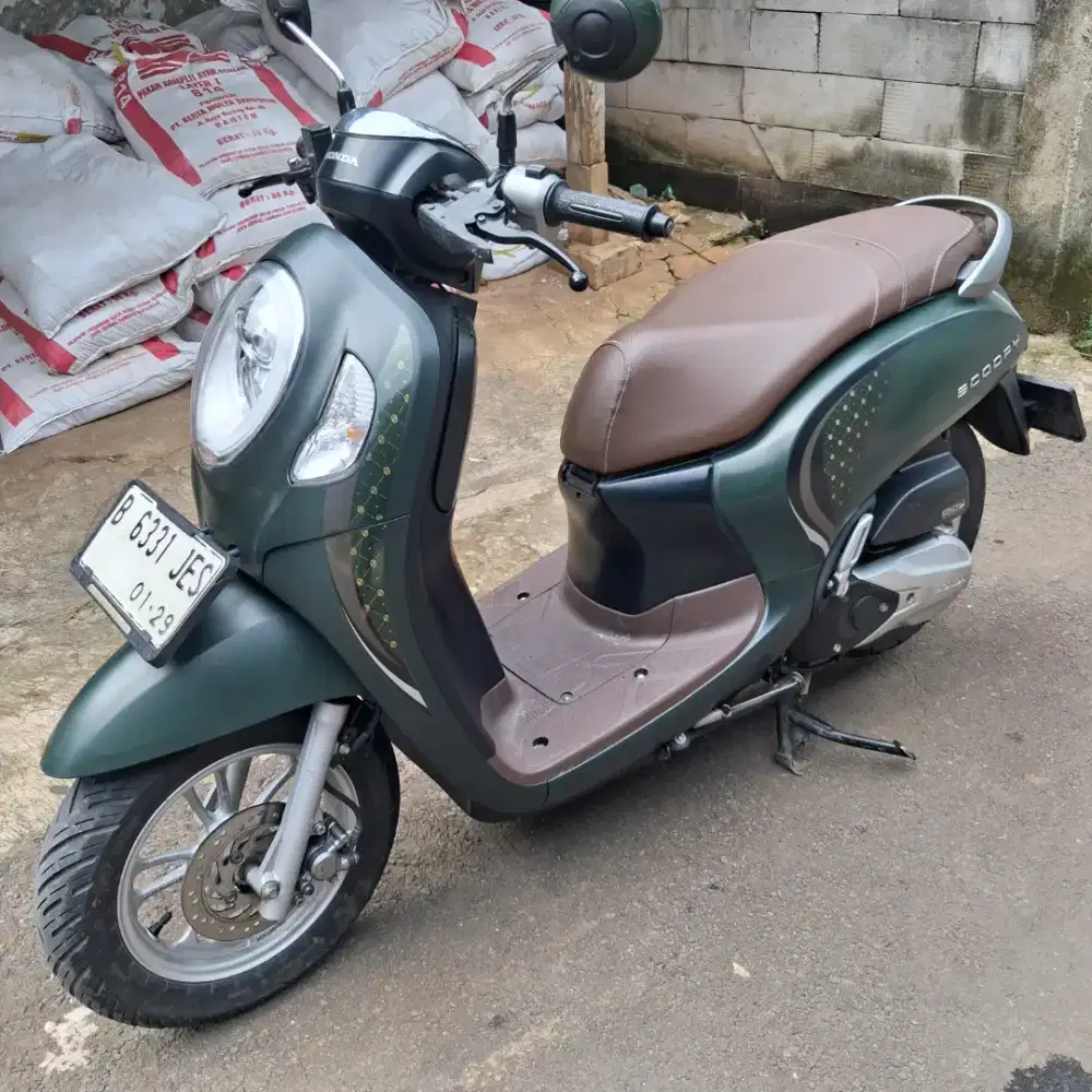 DIJUAL HONDA SCOOPY 2023 KEYLESS