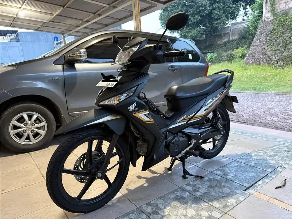 Km 600 Honda Supra X 125 CW Hitam Tidak Jadi Pakai Mulus 99%