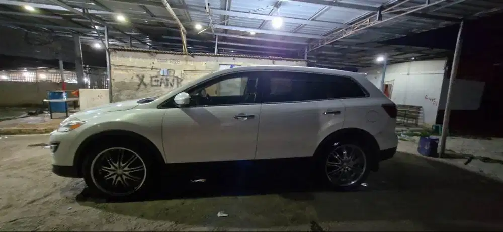 Mazda CX9 jeep thn 2011 pajak mati 1 tahun