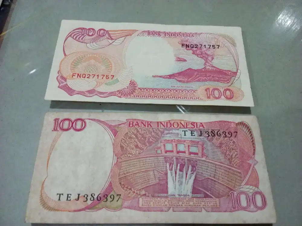 Uang kertas kuno Rp.100