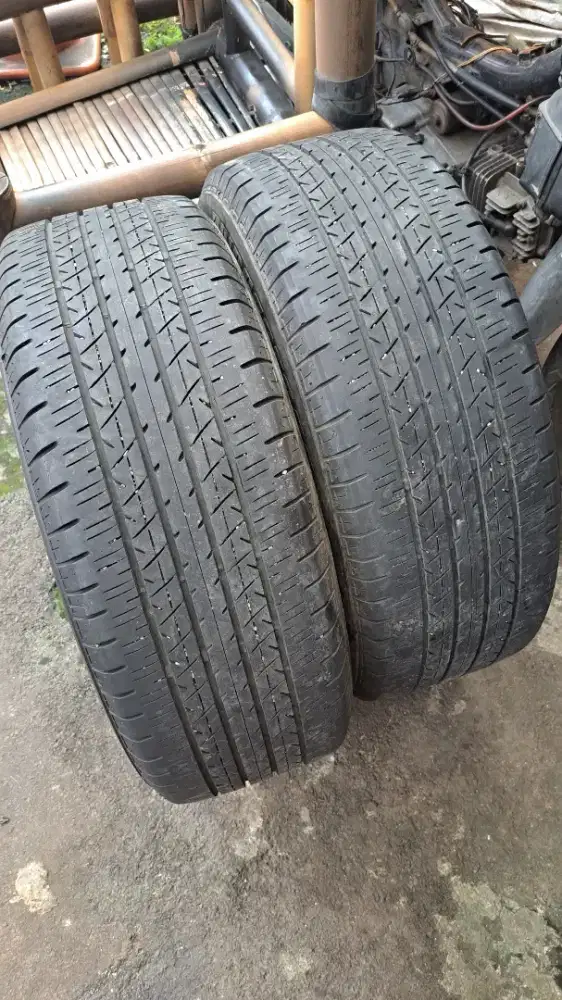 Ban 215 55 r17 bridgestone 2pcs