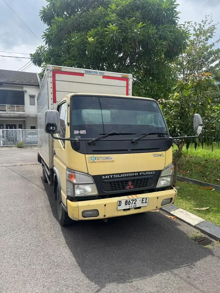 COLT DIESEL CANTER ENGKEL LONG FE 71 L 2013 BOX ALM ISTIMEWA