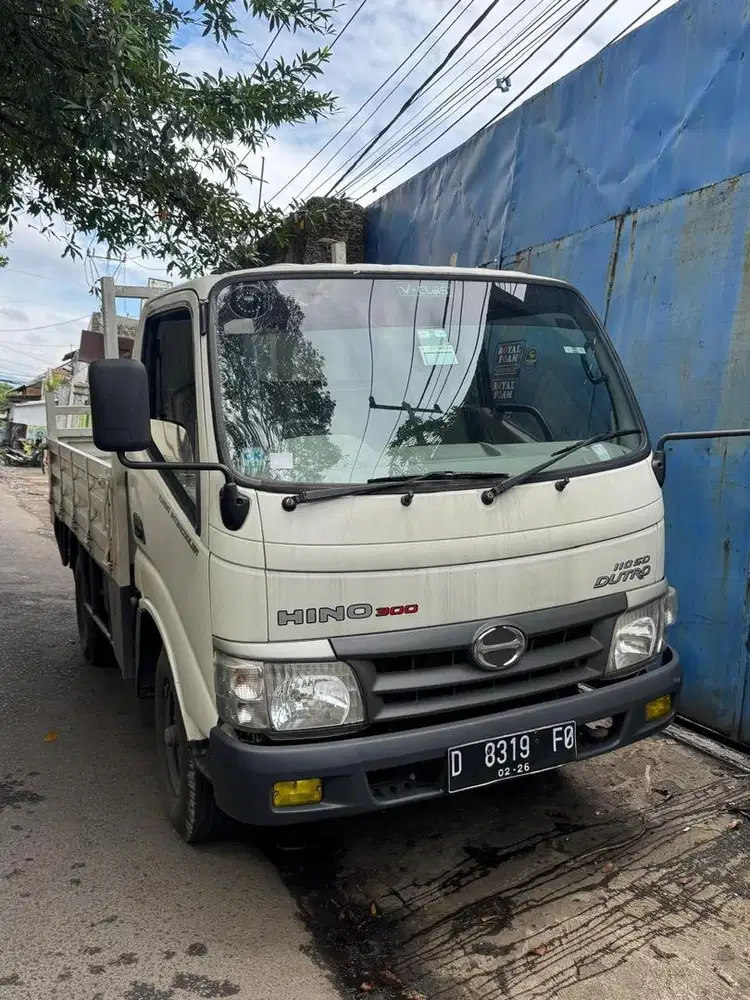KM 60 RB ANTIK HINO DUTRO ENGKEL 110 SD BAK BESI ISTIMEWA
