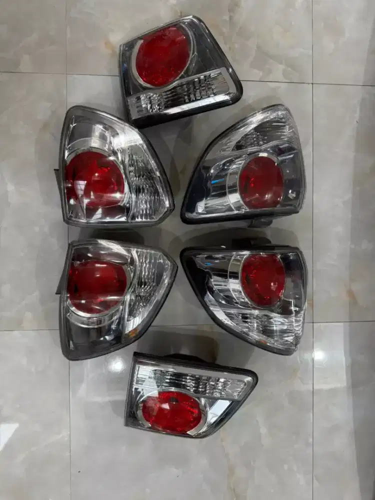 Lampu mobil Fortuner ORI