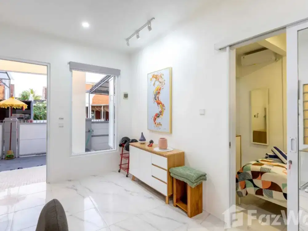 4 Bedroom House for sale in Uluwatu, Bali - Thumbnail 2