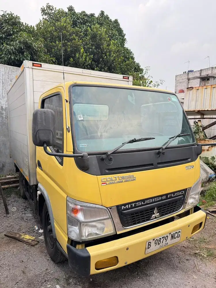 COLT DIESEL CANTER ENGKEL BOX ALM TH 2018