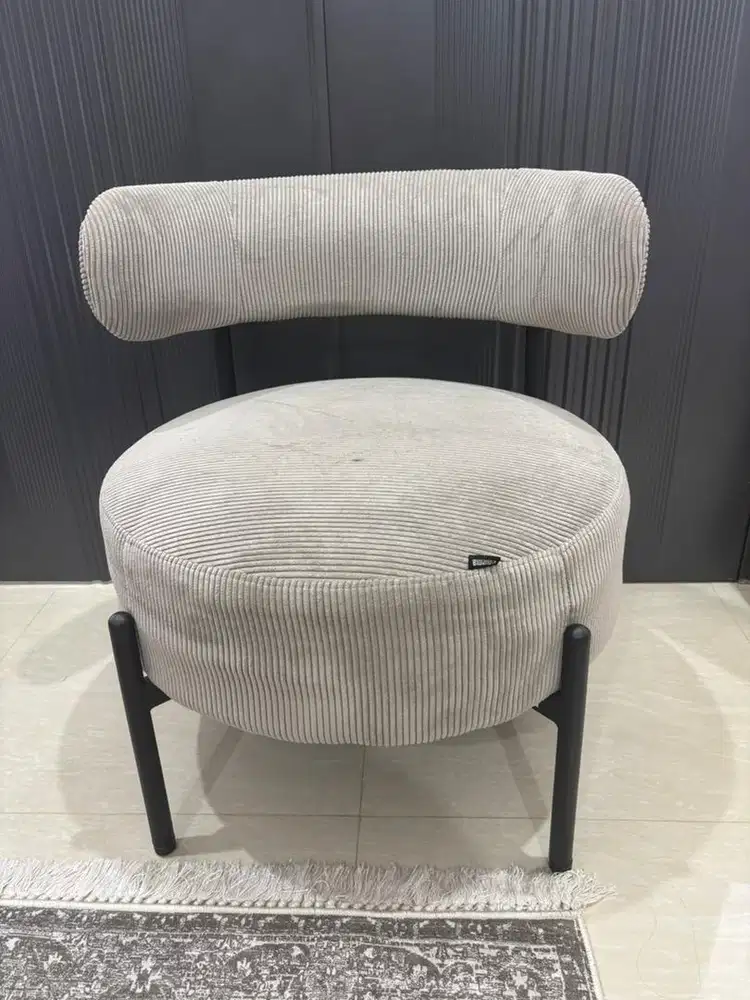 Bangku informa bulat