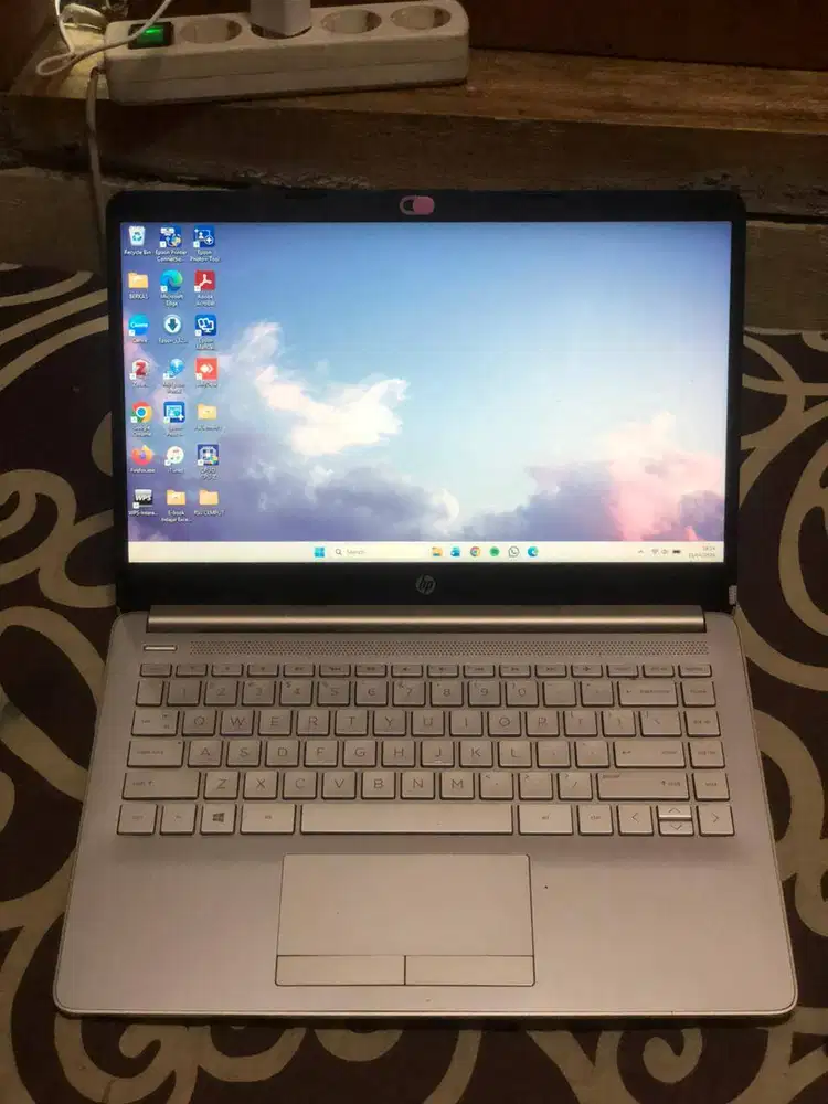 Laptop HP 14S DK1001AU
