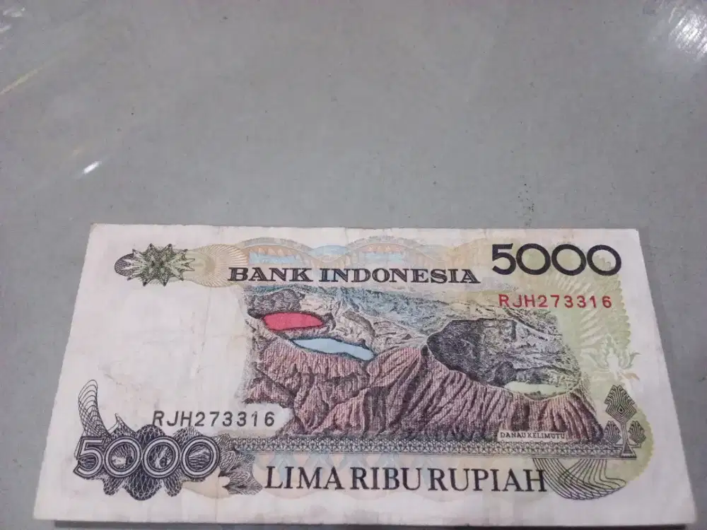 Uang kertas kuno 1992