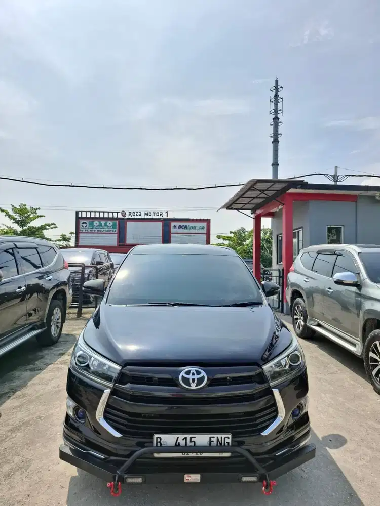 Innova venturer 2019 bensin matic. Km 123rb antik