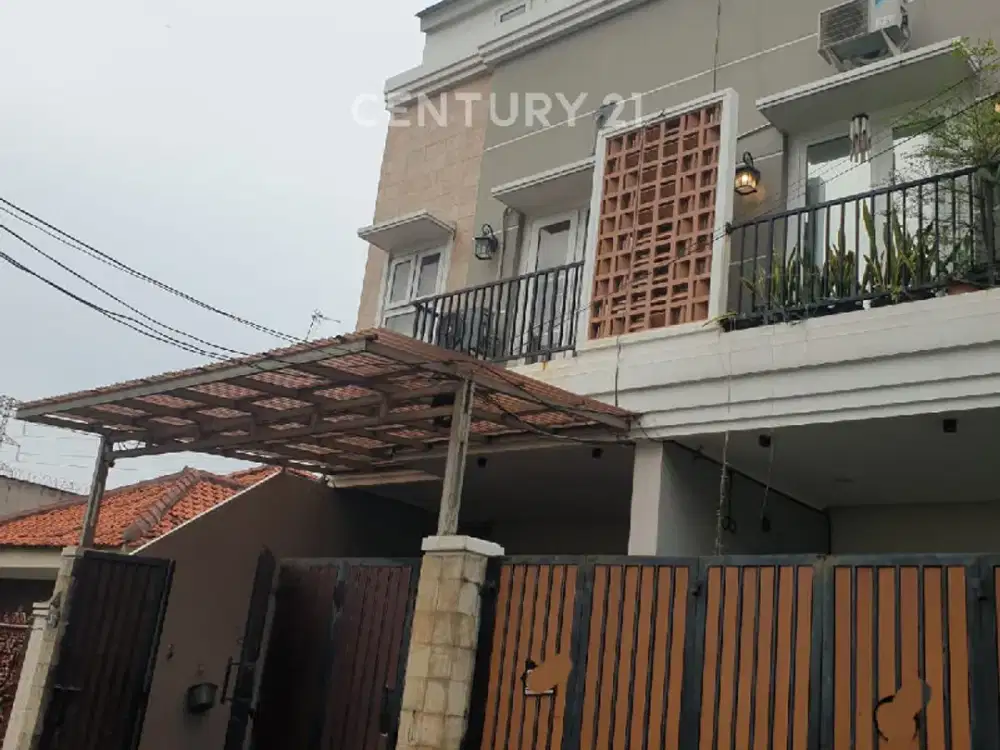 Rumah Minimalis 3 Lantai Di Tomang Bebas Banjir