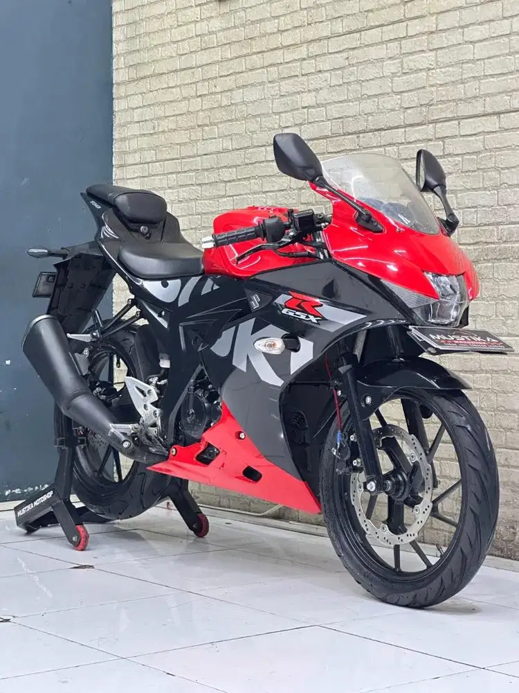 Suzuki GSX 150 R Keyless 2022 KM 17rb Pajak Panjang - Zaki Mustika