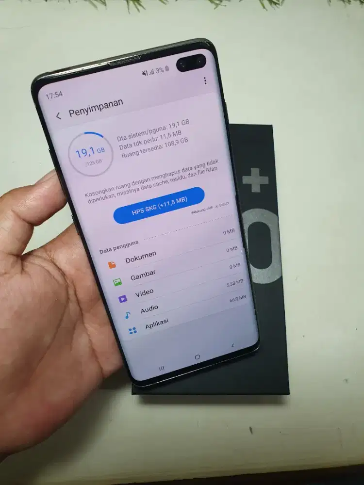 Samsung s10 plus ram 8 128