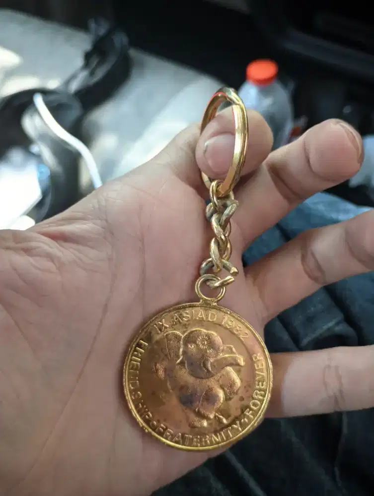 Gantungan Kunci Medali Asli Asian Games 1982 Delhi Maskot Appu