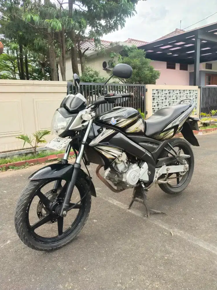 Vixion injeksi starter on motor bandung