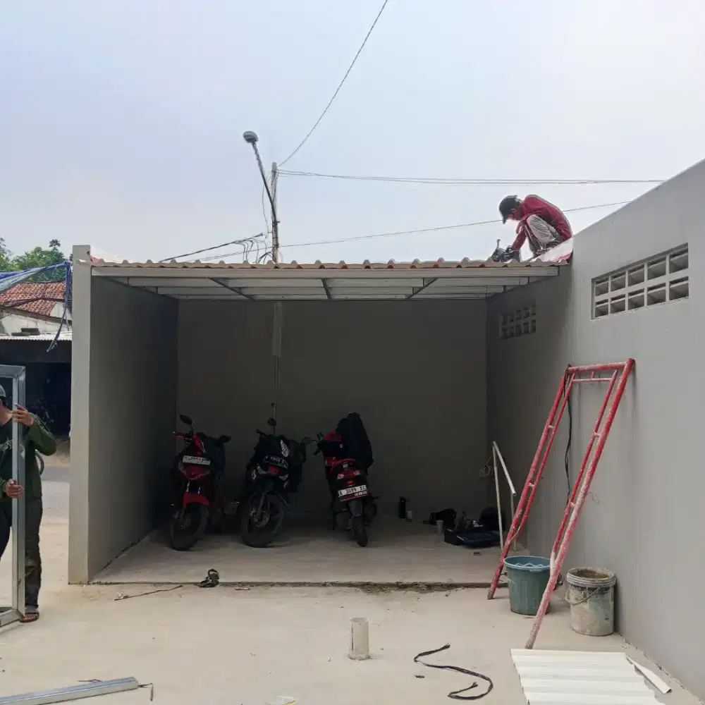 Ahli renowasi dan baja ringan