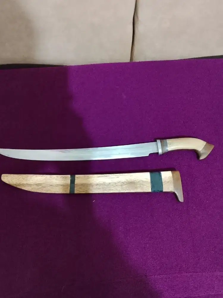 Golok sembelih panjang