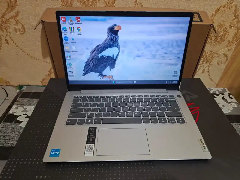 Laptop Lenovo Ideapad Slim 1i