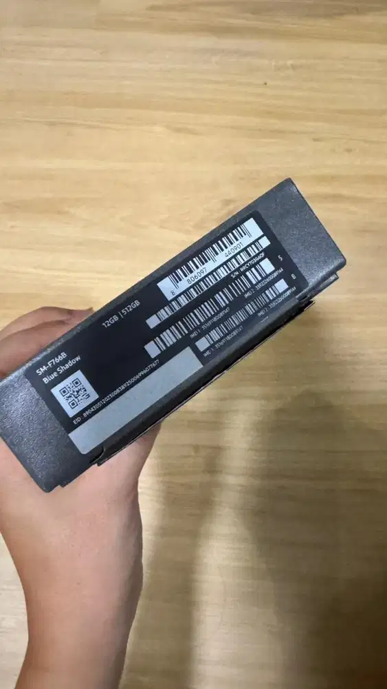 Samsung Z Flip 7 512GB – Blue Shadow (Second Hand)