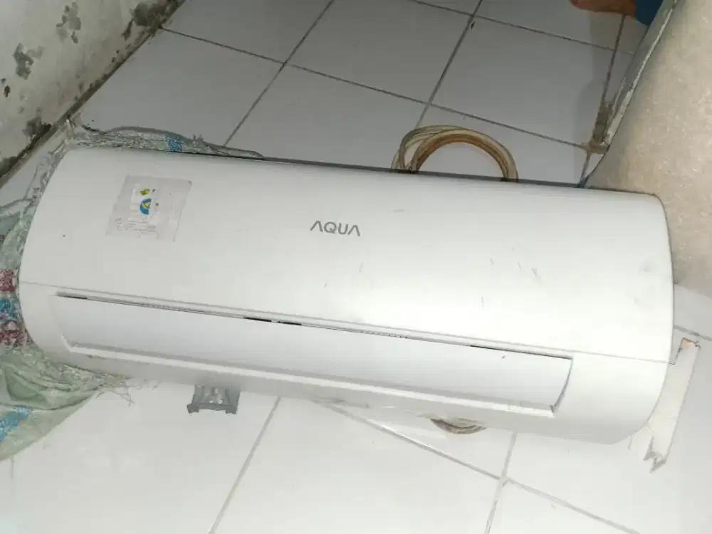JUAL AC BEKAS, MERK AQUA 1/2 PK