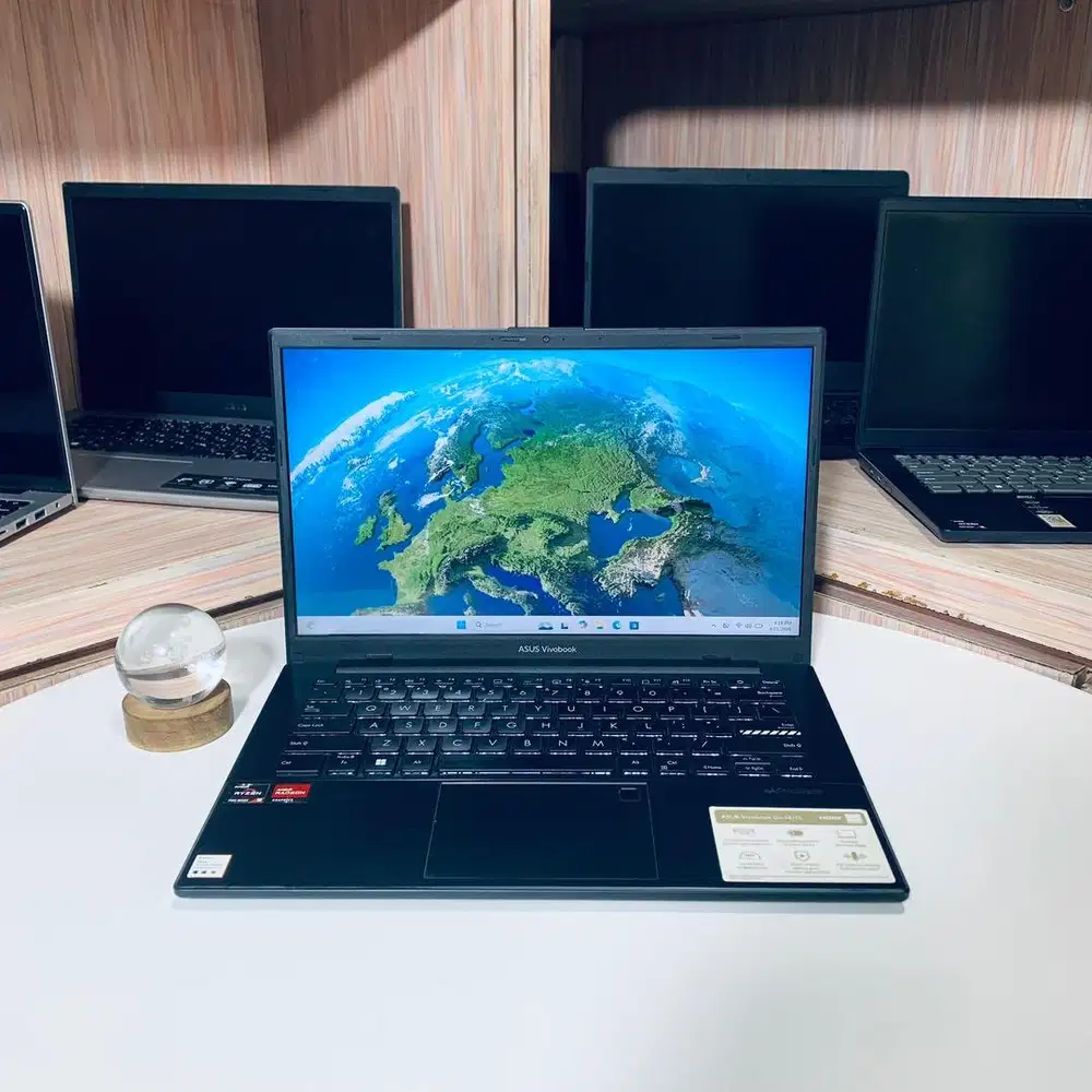 Laptop Asus Go | Ryzen 3-7320U | Garansi Resmi | Fullset