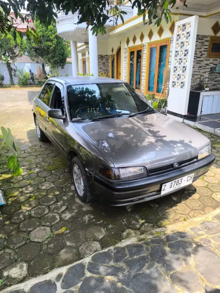 Di jual cepat mazda interplay 1993 BU