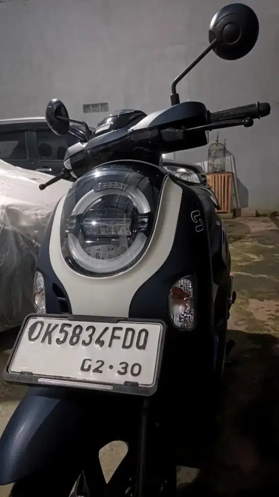 New Scoopy 2025 km 900 Gress