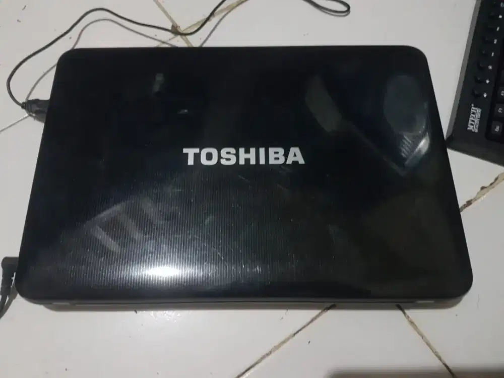 Laptop Dell dan toshiba