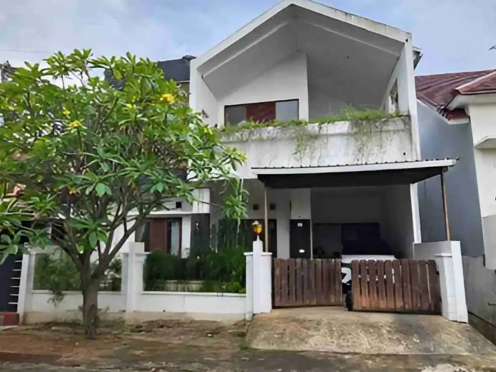 Rumah Bagus Mega Bukit Mas Banyumanik