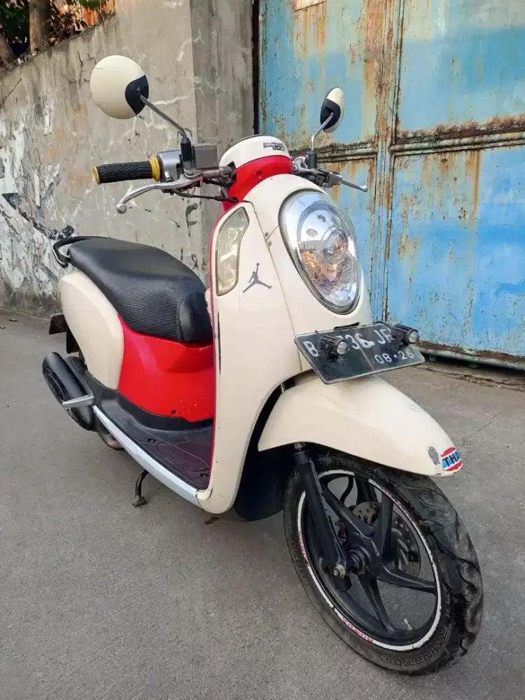 Scoopy FI Pajak On Panjang