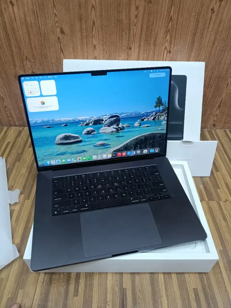 Apple MacBook M3 Pro 16 inch 18GB 4TB Second iBox Mulus Custom