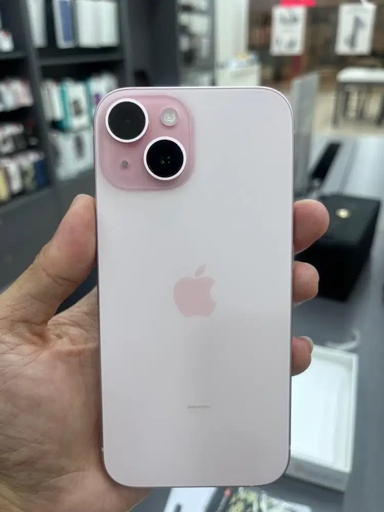 Kredit iPhone 15 Pink Promo Bunga 0%
