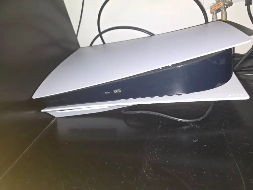 Jual PS5 dan Switch2, pake sendiri, masih baru sekali