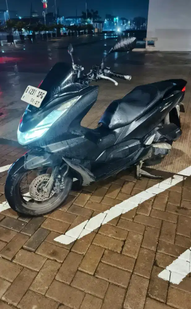 Termurah Honda PCX 2022 Hitam Doff