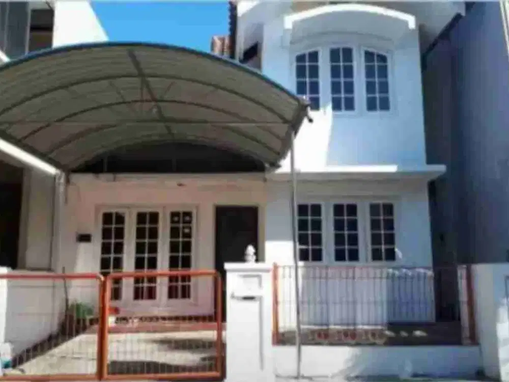 Dijual Cepat Rumah di Pakuwon Indah Villa Valensia Surabaya