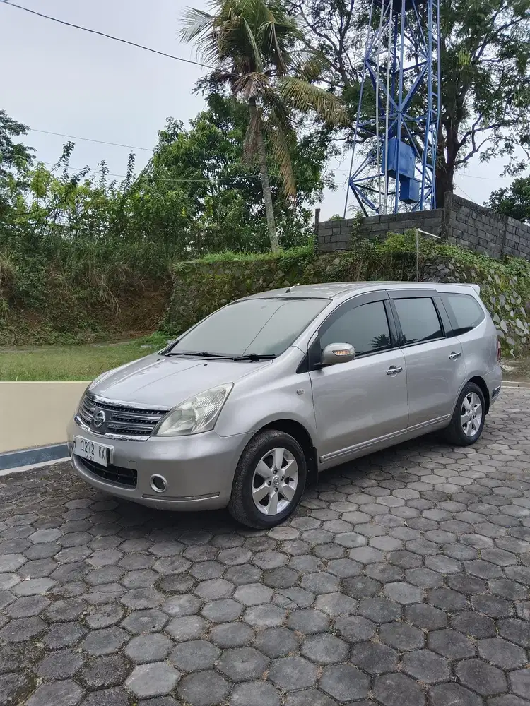 Nissan Grand livina 2007 Bensin