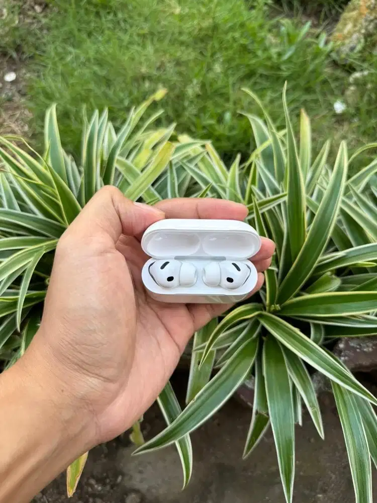 AIRPODS PRO (3RD GEN)