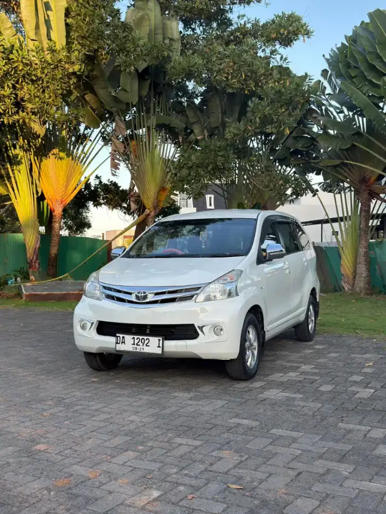 Avanza G metik 2014  mulus